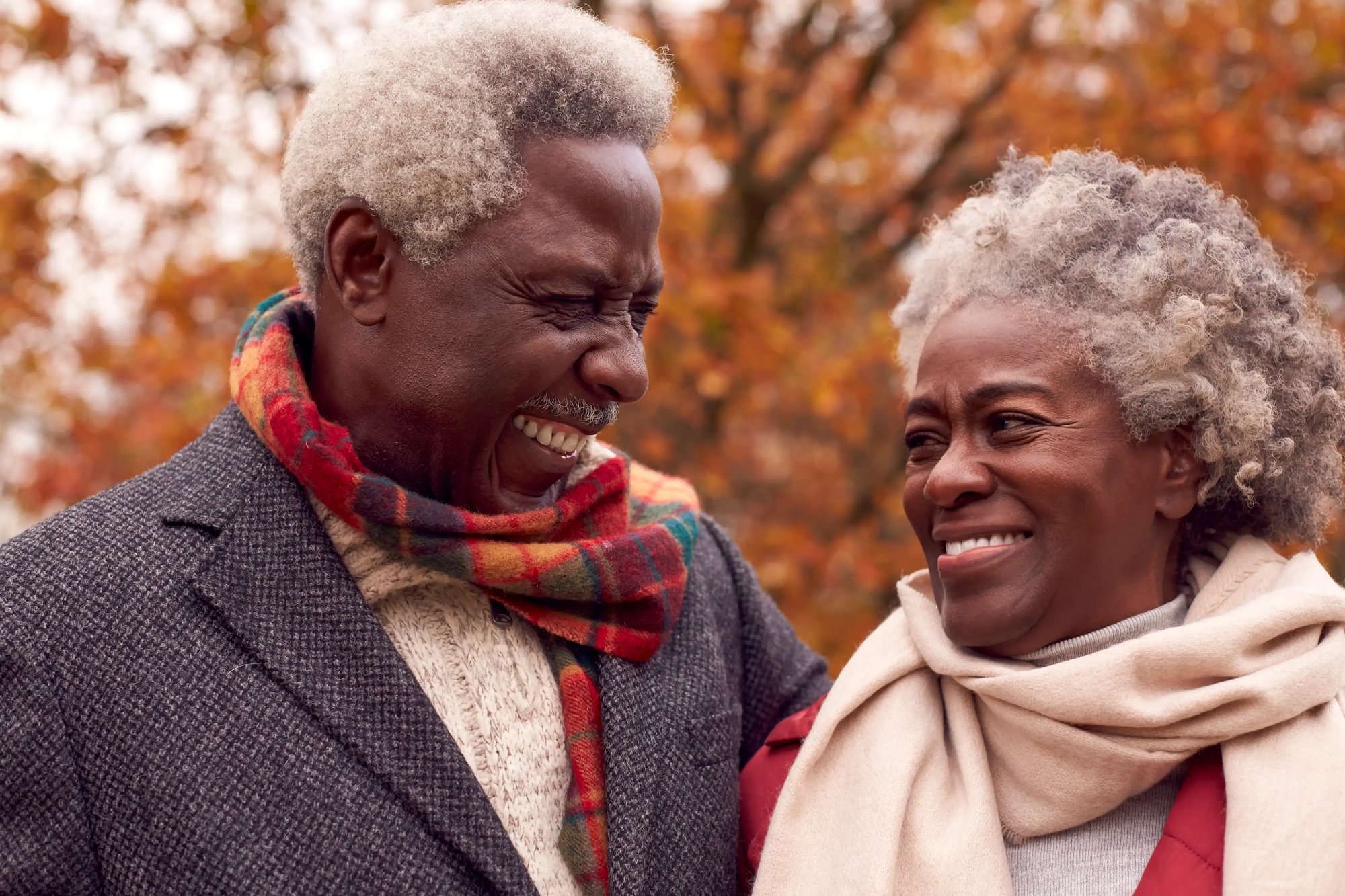 Man_Woman_Black_60s-70s_Laughing_AutumnPark